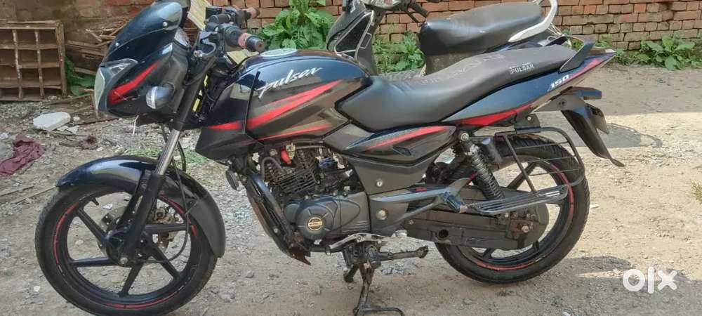 Pulsar 150
Model 2020
Price 45000/
Argent sell 
Location Bilaspur