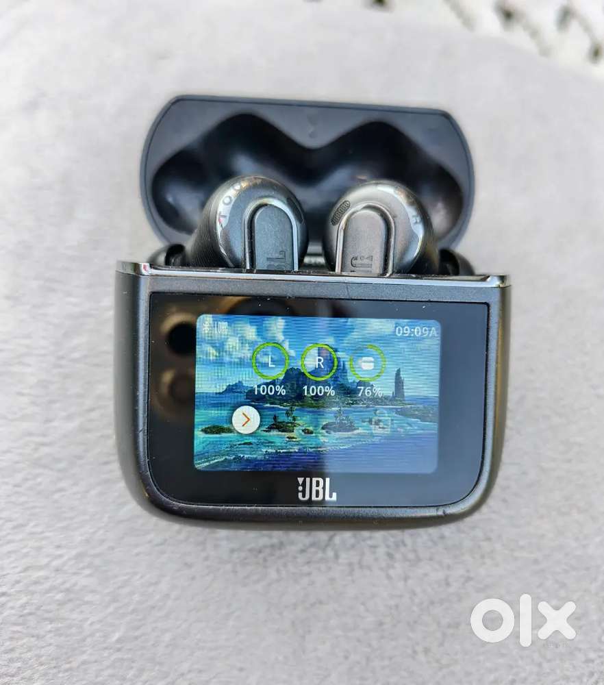 JBL Tour Pro 3 Earbuds  Excellent Condition  Box Available