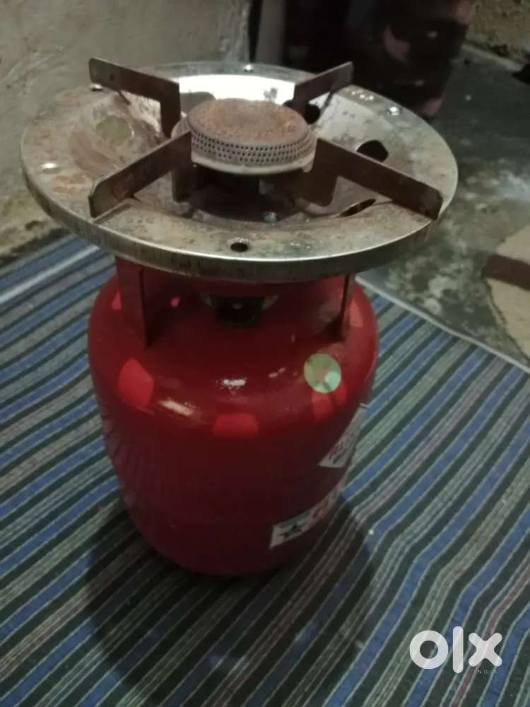 Gas cylinder,,(empty) with top chulha
