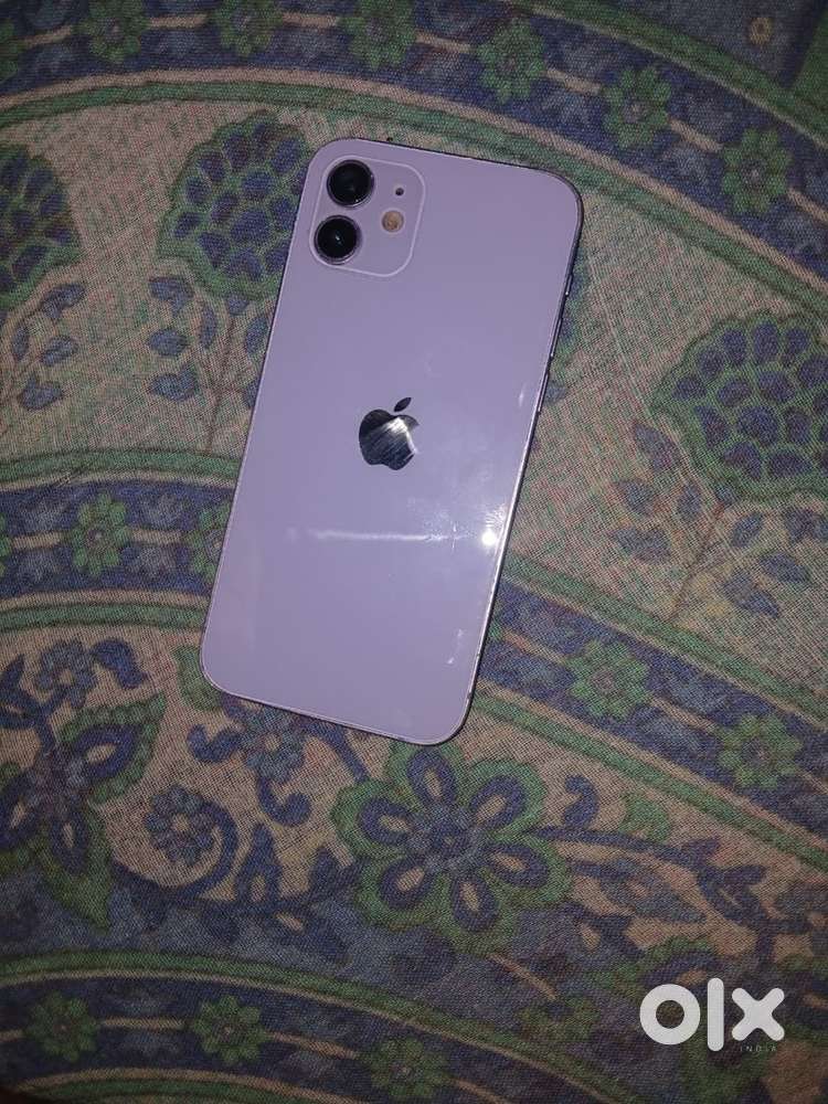 iPhone 12 Battery Health 100%