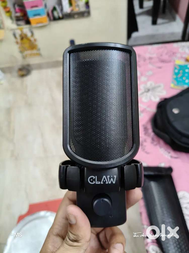 Streaming Mic With Boom Arm Stand And Filter Brand new