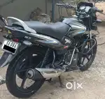 Bike showroom condition company milage 85 single owner