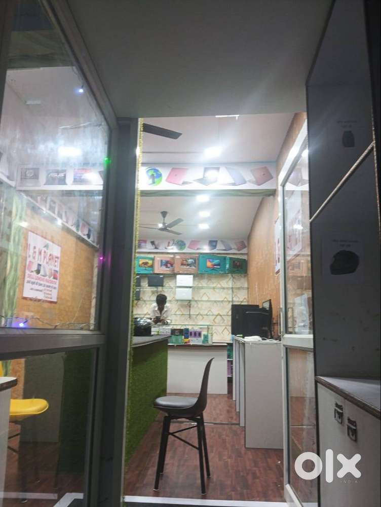 Ground floor road facing commercial shop available for rent