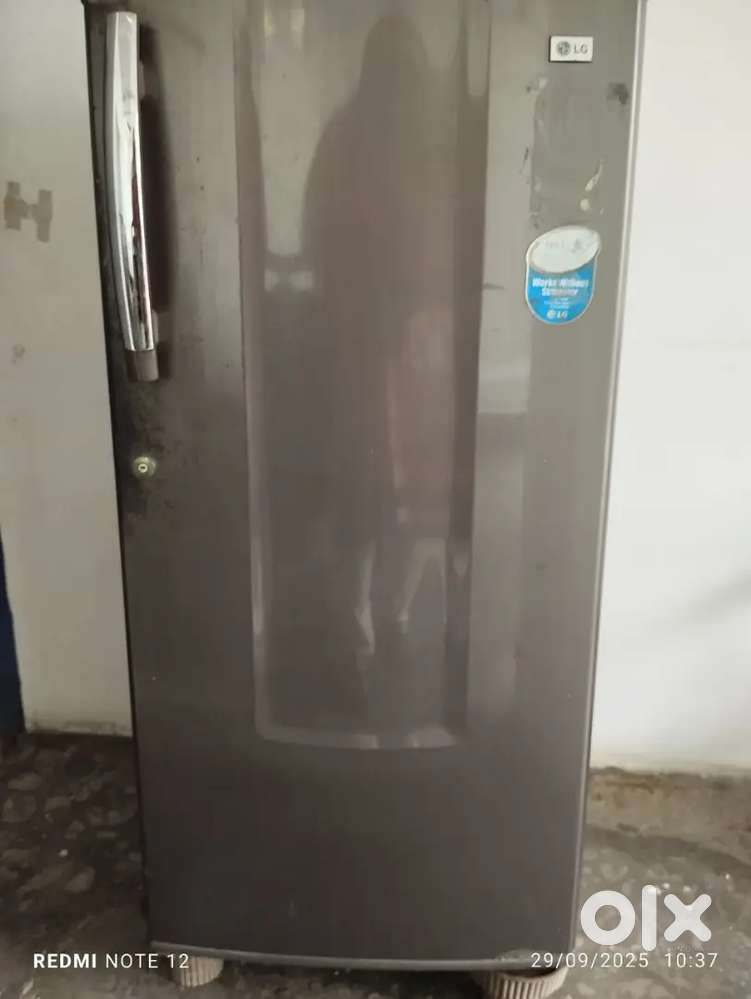 LG single door fridge 190 litres