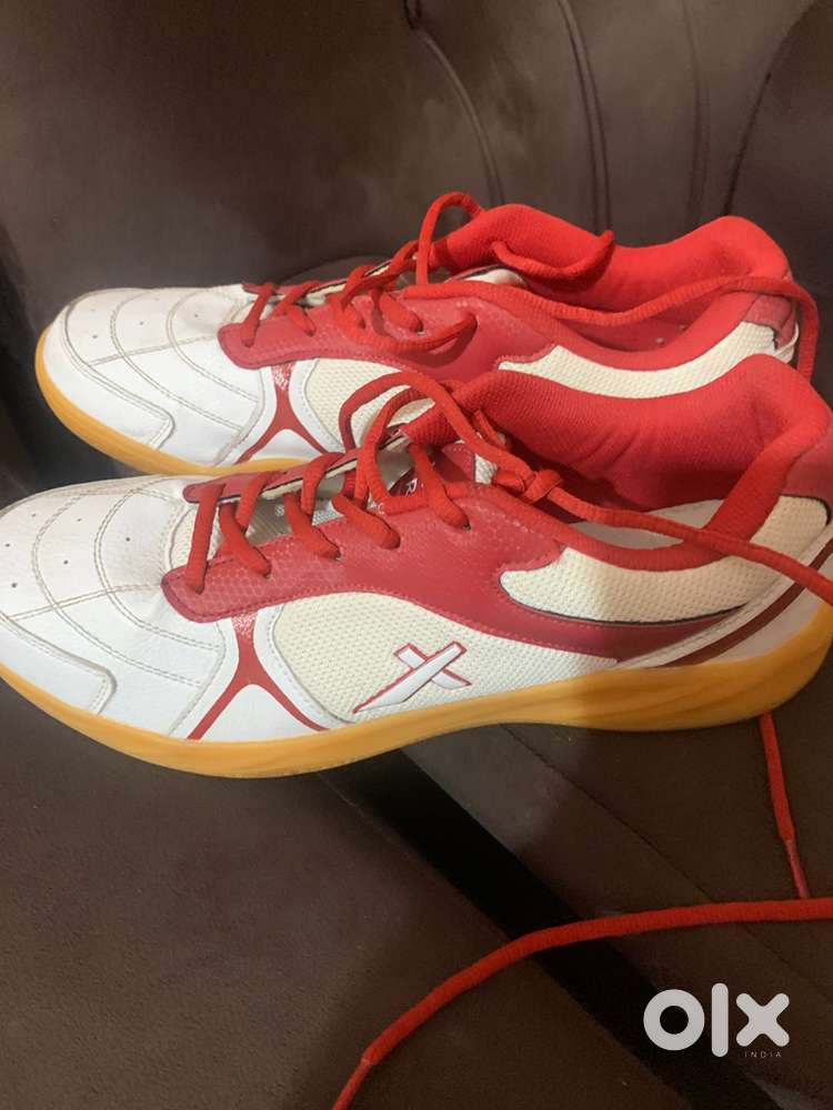 Urgent Sale ! Vector X Badminton Shoe