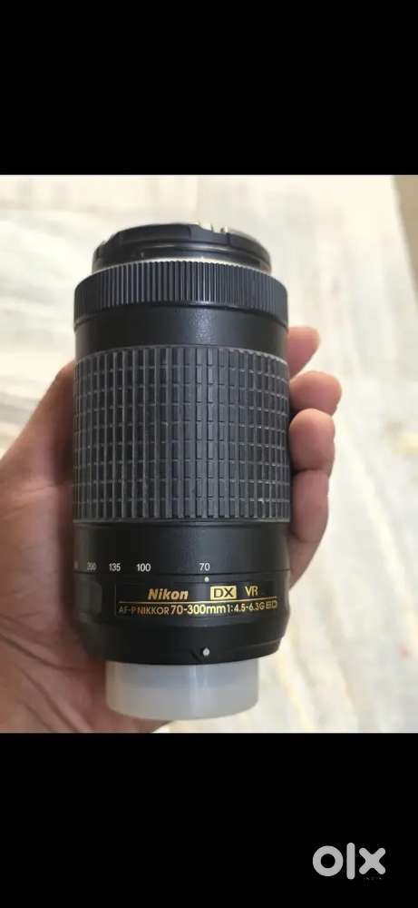 NIKON 70-300