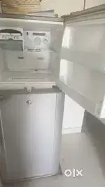 Samsung fridge only Pani  leakage problem
