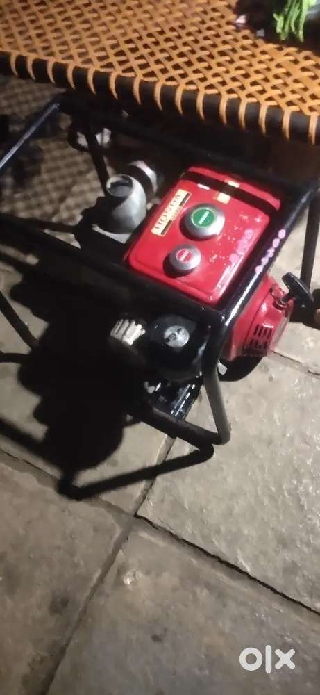 Honda water pump 3hp New condition