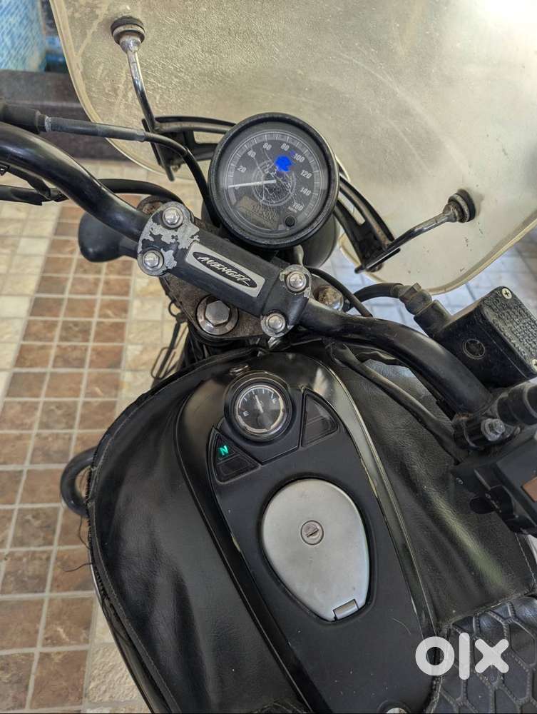 Bajaj street 220 black