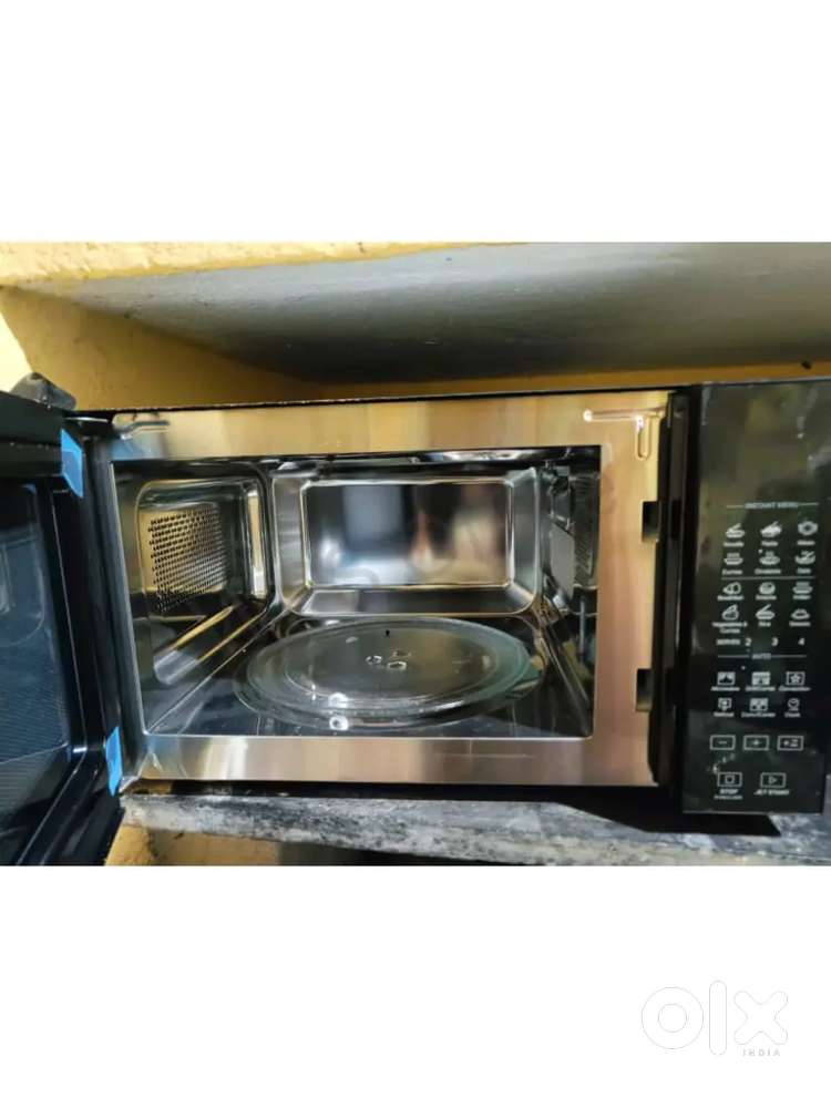 Microwave oven machine