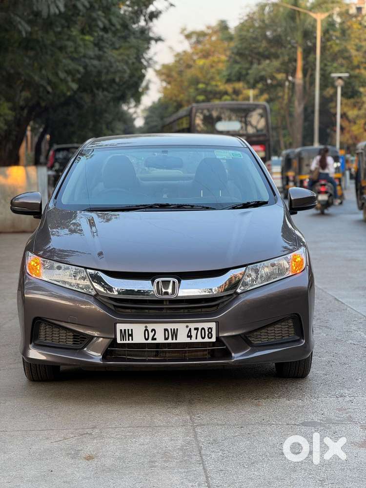 Honda City 2011-2013 V AT Exclusive, 2015, Petrol