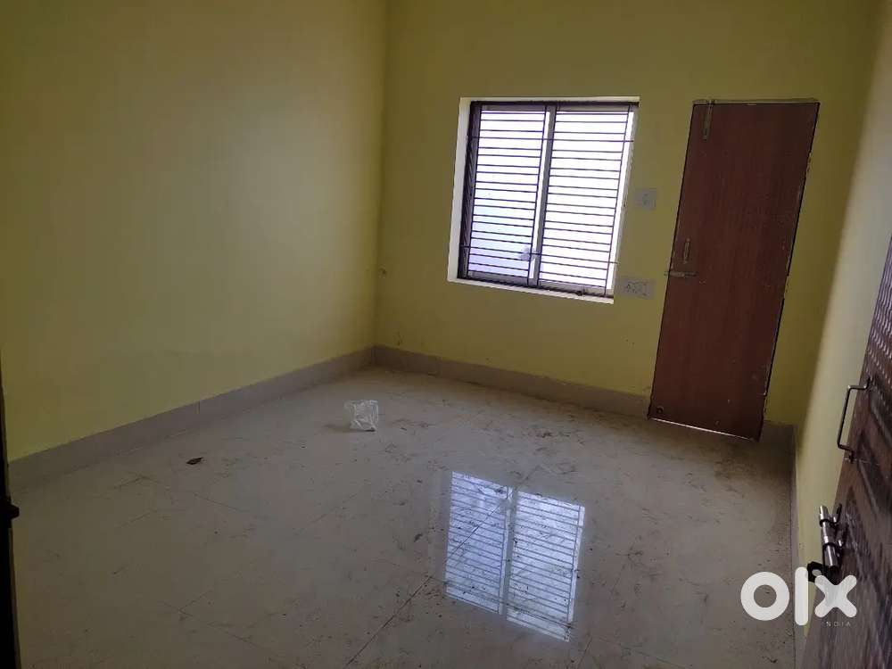 1BHK APARTMENT AVAILABLE...