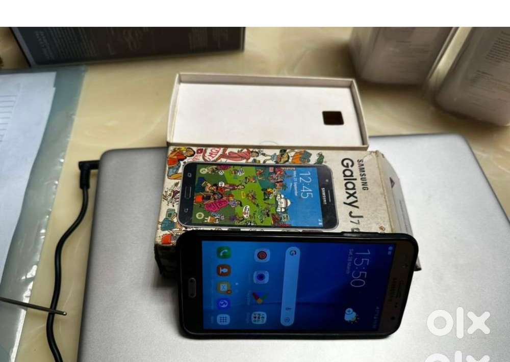 Samsung J7