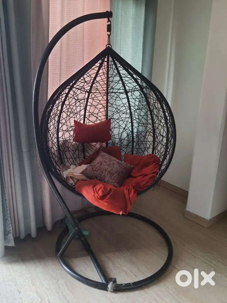 Hanging Swing Egg Chair with Stand – Good Condition