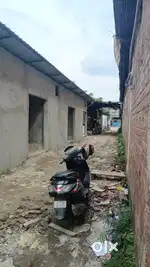 Shops cum godown on rent at laal ganesh main road