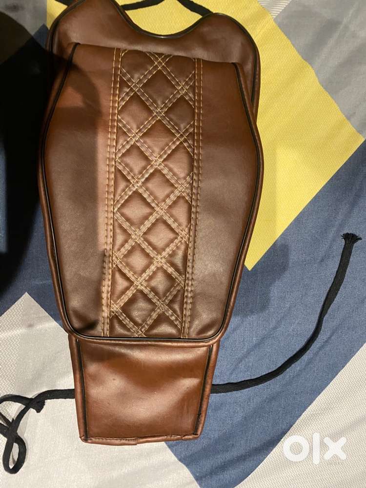 Classic bullet 350 . Tank and seat cover