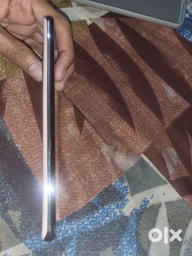 Oppo f27 pro +  5g