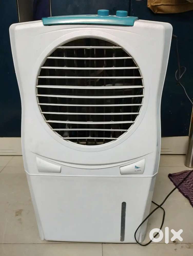 Air cooler  (Ice Cube 27 Personal Air Cooler.)
