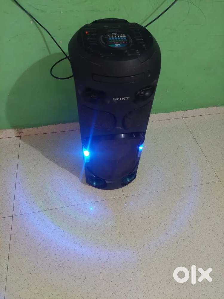 V42 D PARTY HOME SEPEKAR  SONY BRAND