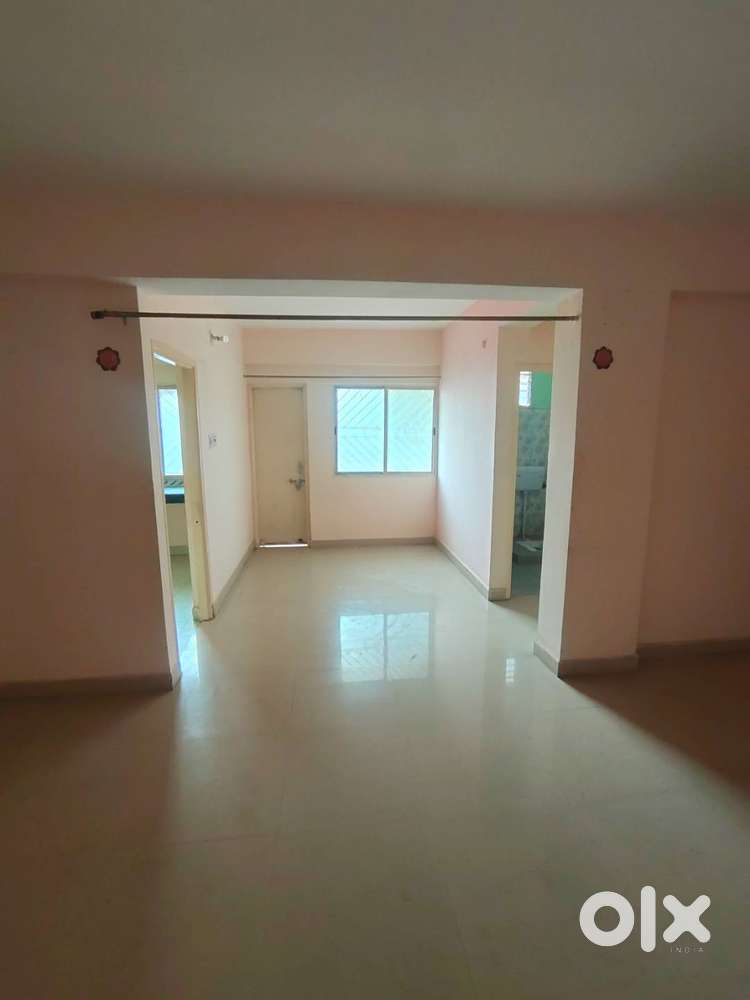 SEMIFURNISHED 2 BHK FLAT WITH 2 BATHROOM