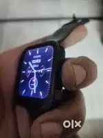 Noise smart watch in excellent condition