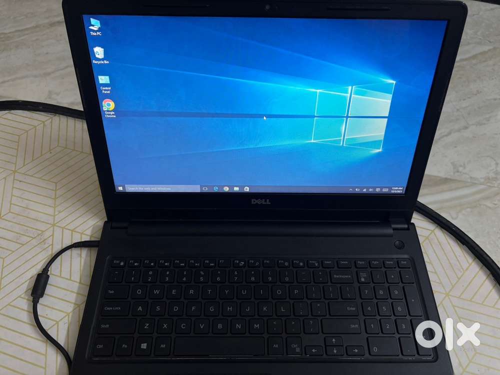 Dell 15-7200U (Model Inspiron 15-3567) with Touchscreen