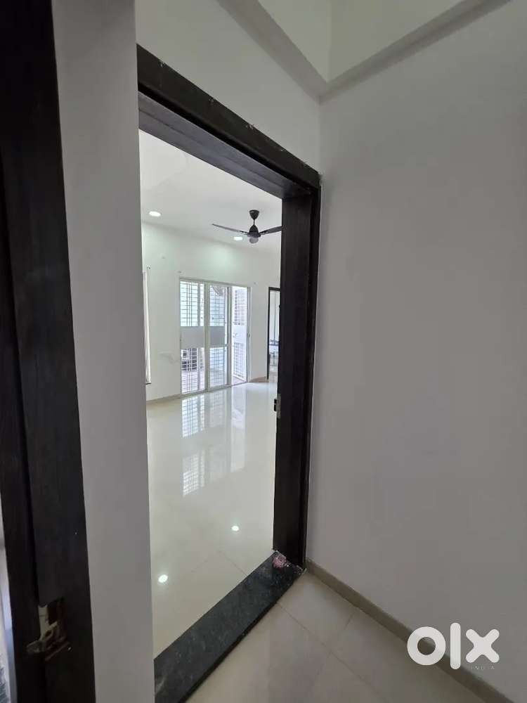 Great condition 2bhk flat