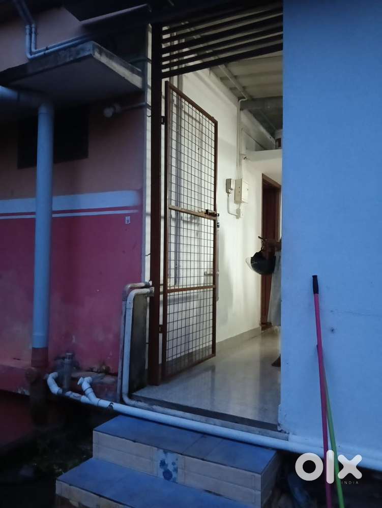 House for rent at 16th mile, vengode
