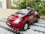 Toyota Innova 2.5 V 7 STR, 2010, Diesel