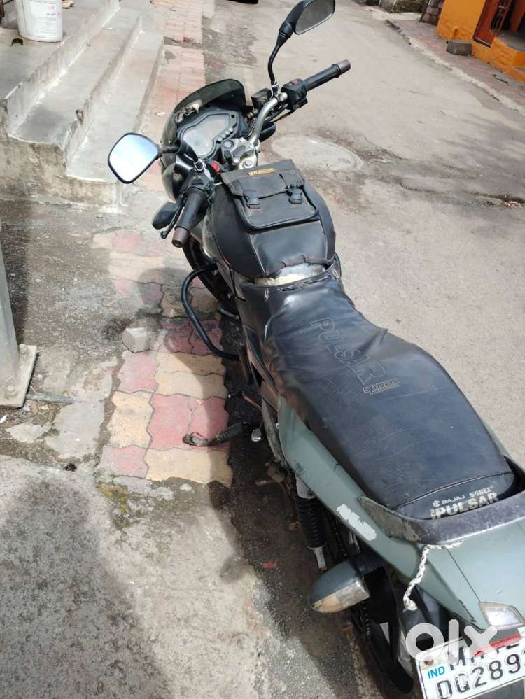 BAJAJ PULSER 180 (Raw Power)