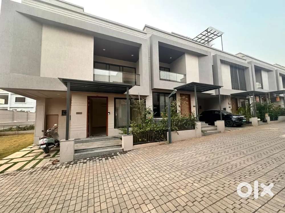 3 bhk bunglow for sale at somatane phata.