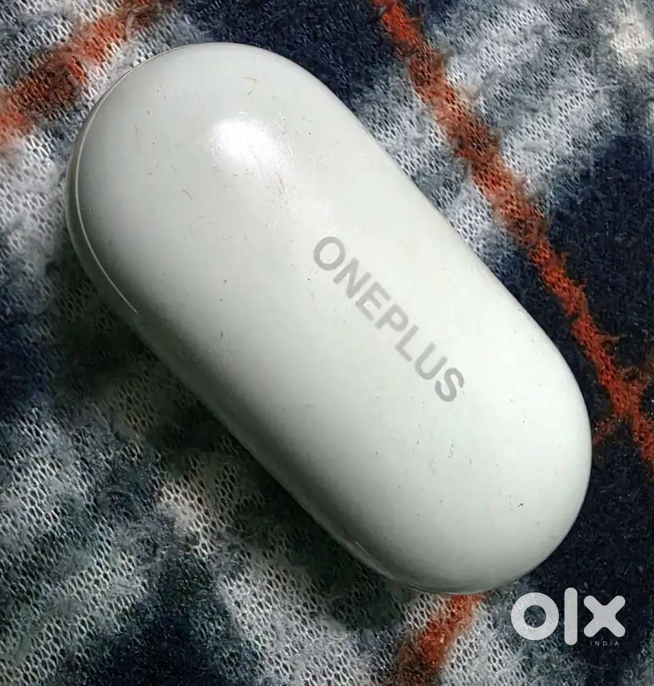 One Buds Z  buds  Bluetooth Headset, Gray True Wireless)