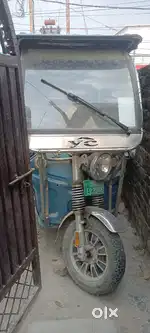 e rikshaw driver
