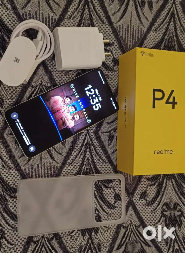 ITS REALME P4