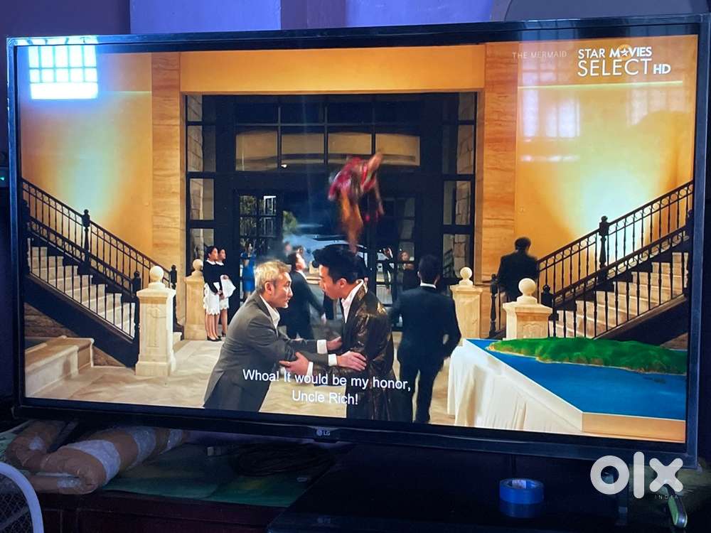 LG UltraHD 4K LED - 43 inch