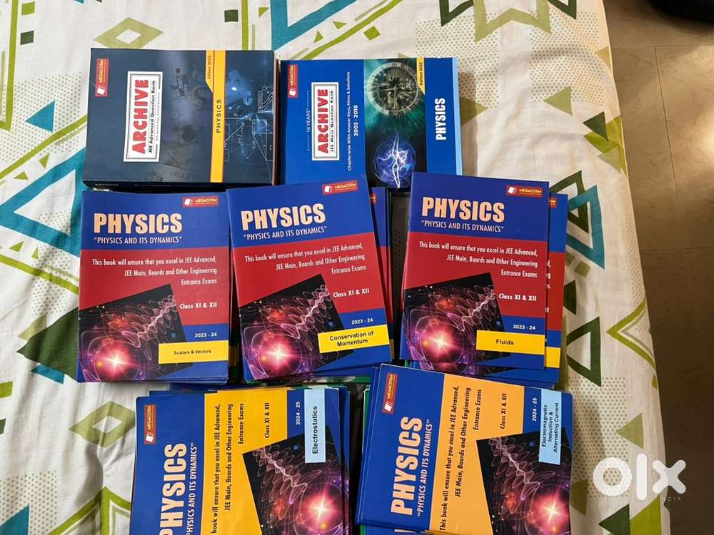 FIITJEE Modules for JEE Mains and Advanced for class 11+12