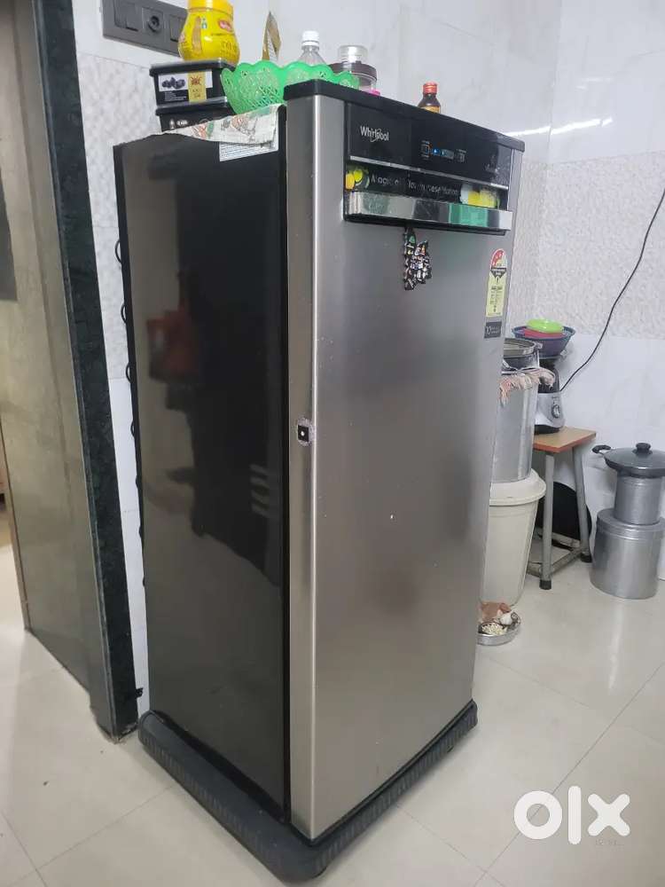 Whirlpool single door fridge