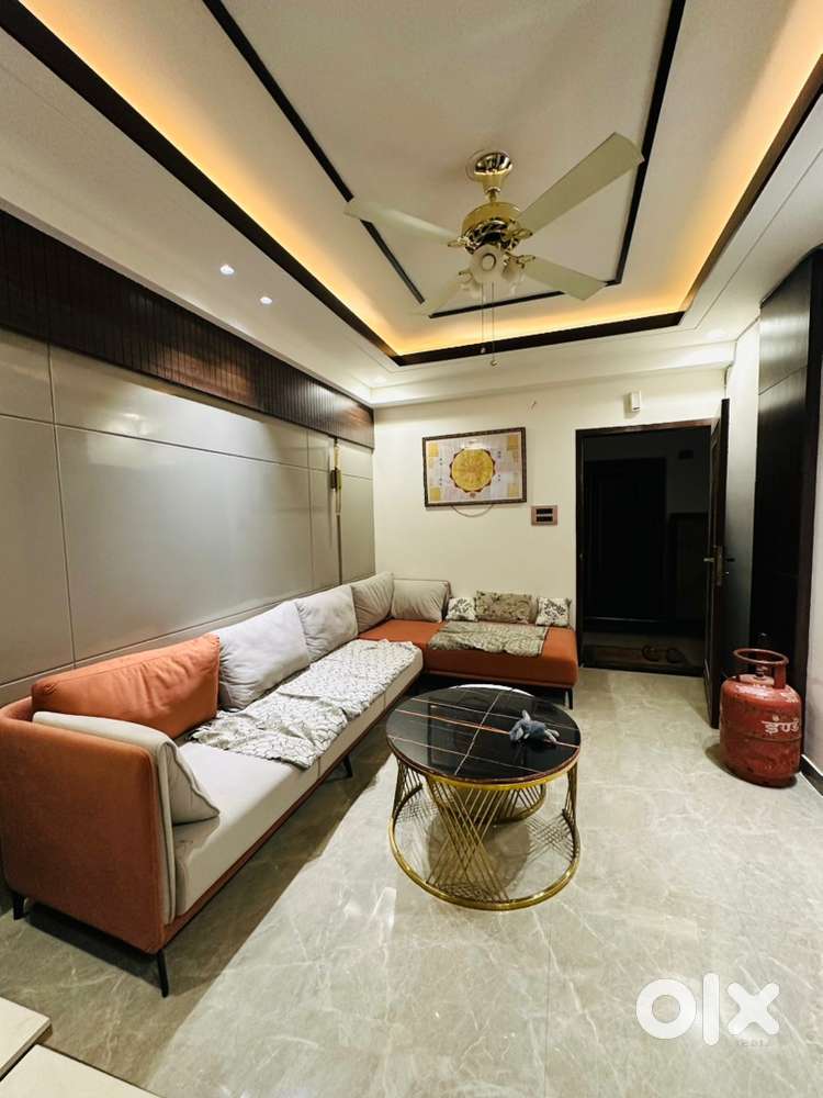 3bhk ultraluxurious flat independent couple freindly no restrictions