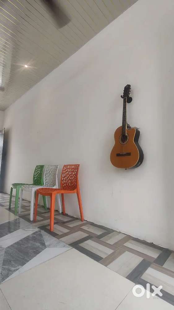 Rent room like studio