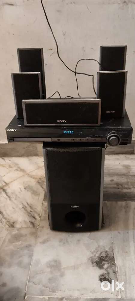 Sony Dz290 1000 Watt Home theatre siny 5.1 fully working condition