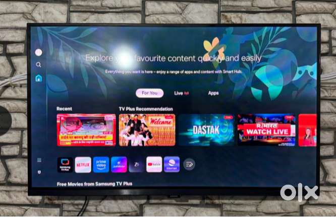 Samsung 80 cm (32 inches) HD Smart LED TV