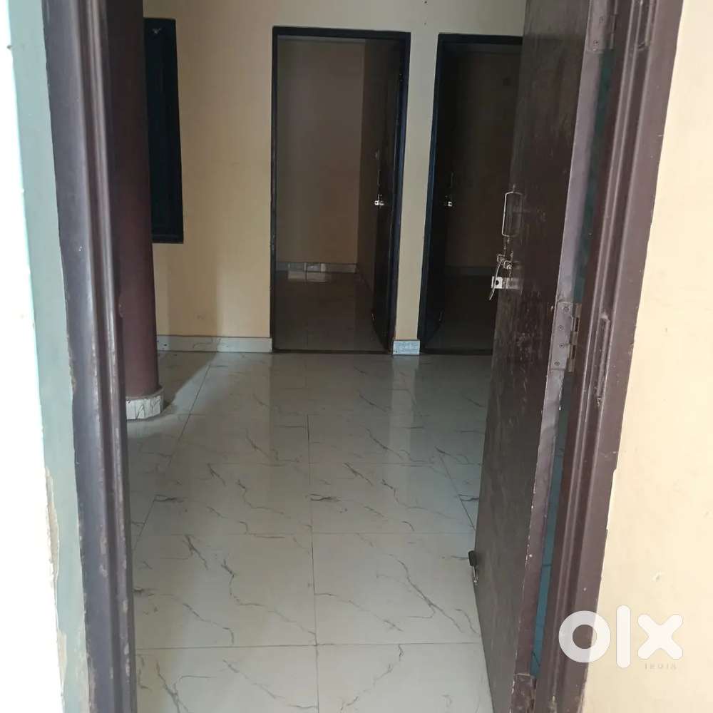 indenpendent floor for rent