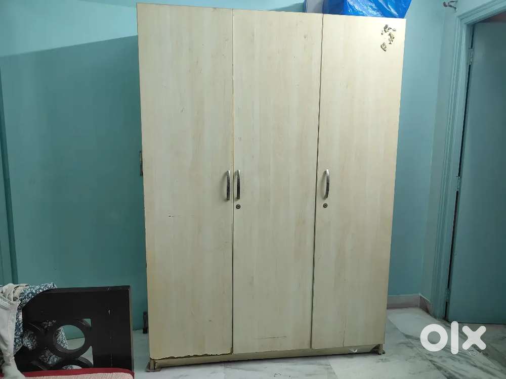 3door wardrobe