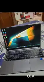 SUMSUNG galaxy book 4 Intel core i5 13th Generation (16gb/512gb SSD)