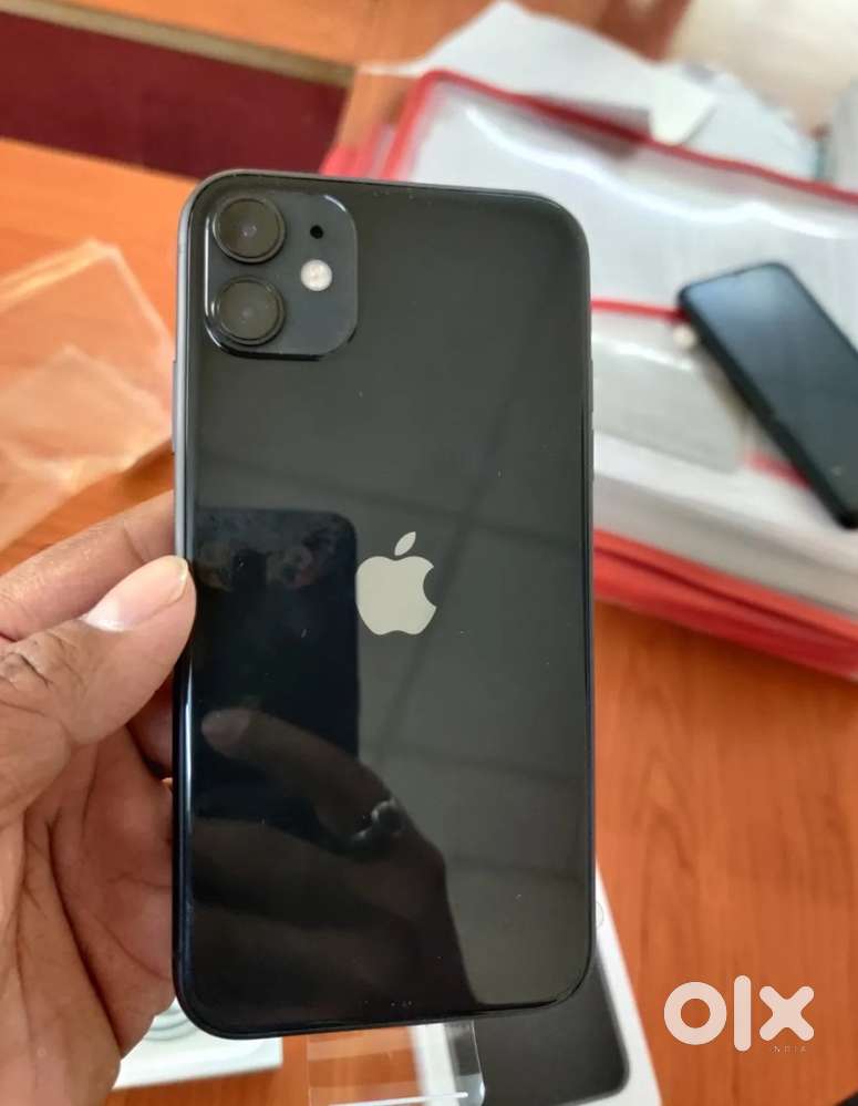 Apple iPhone 11 .128gb with bill box data cable adopter available.