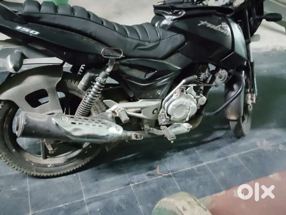 Pulsar 150 2012 model contact