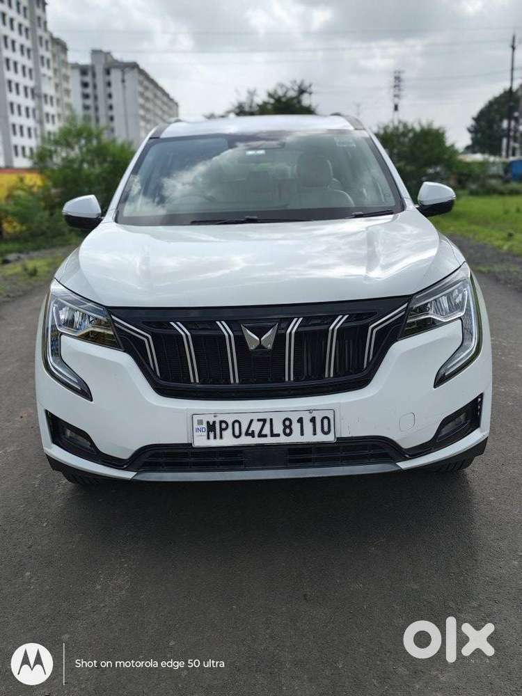Mahindra XUV700 2.0 AX 7 Petrol MT Str, 2023, Petrol