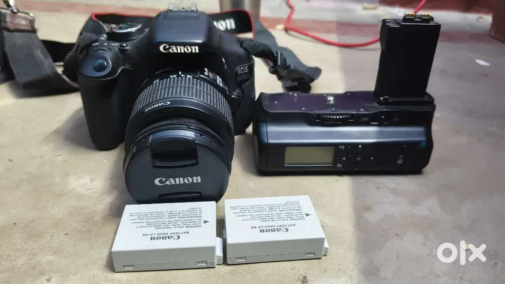 Canon600d, 18_55stm lens with batterygrip &2 battery