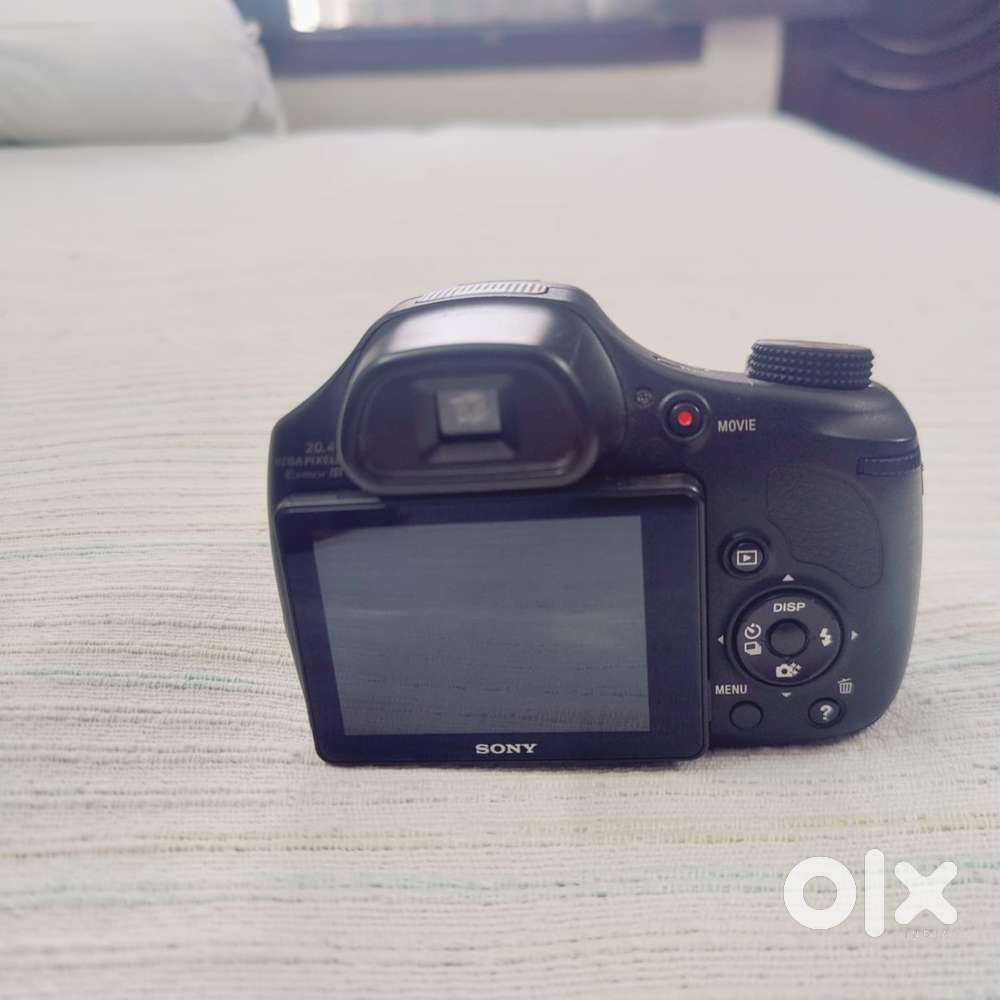 Sony cyber shot 20.4 camera hx300