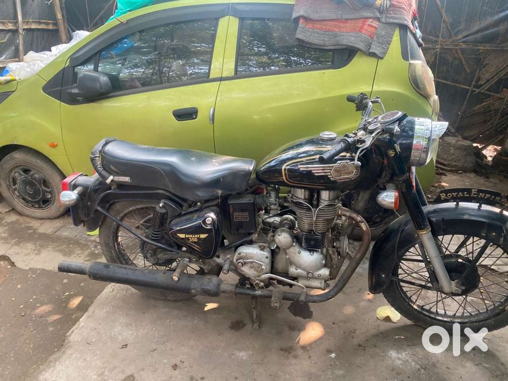 old bullet good condition zyada use nahi hota but kick ka kaam hai tho